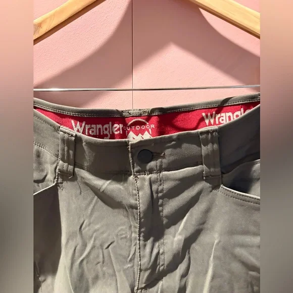 Wrangler outdoor cargo pants for man - Picture 3 of 4